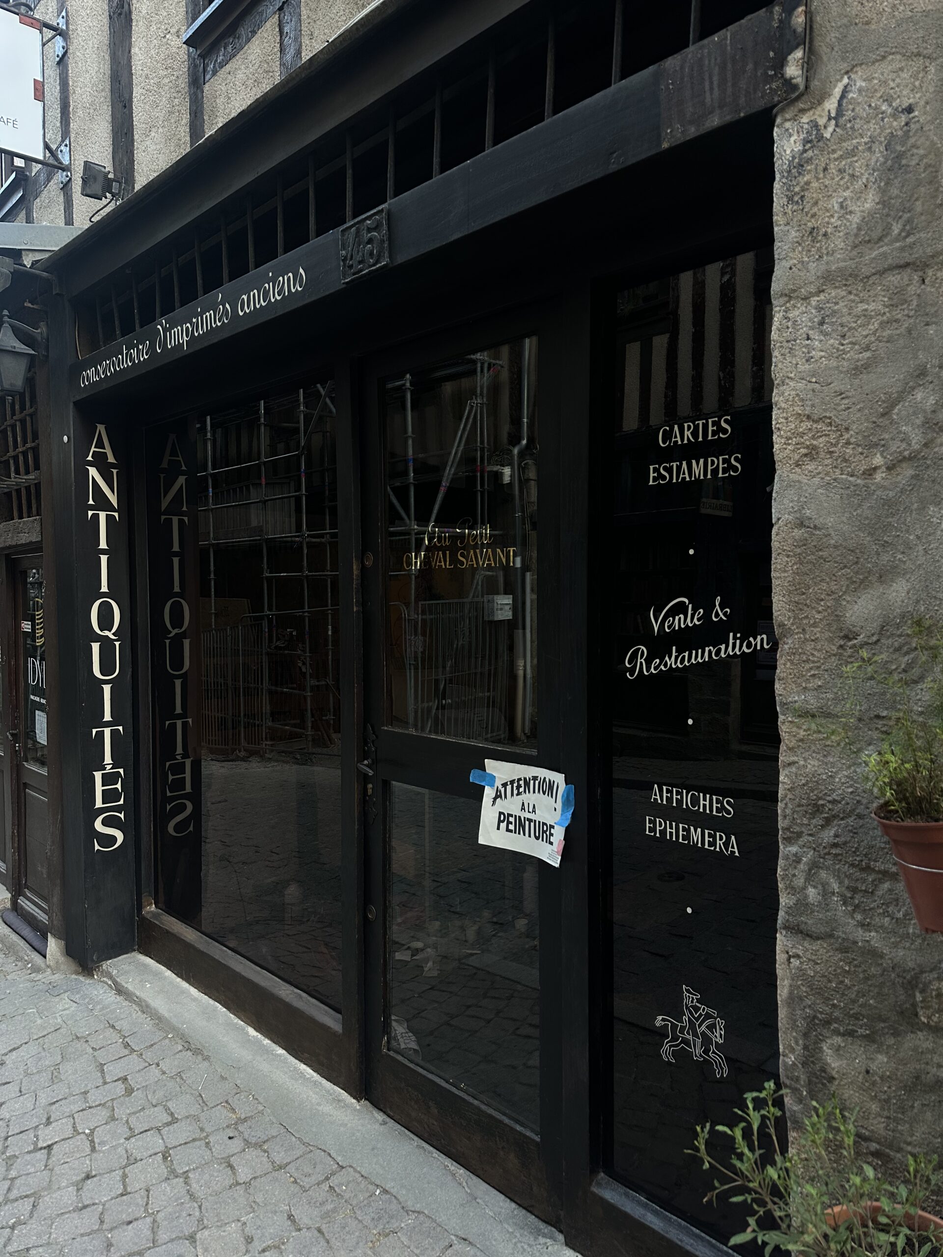 AU PETIT CHEVAL SAVANT